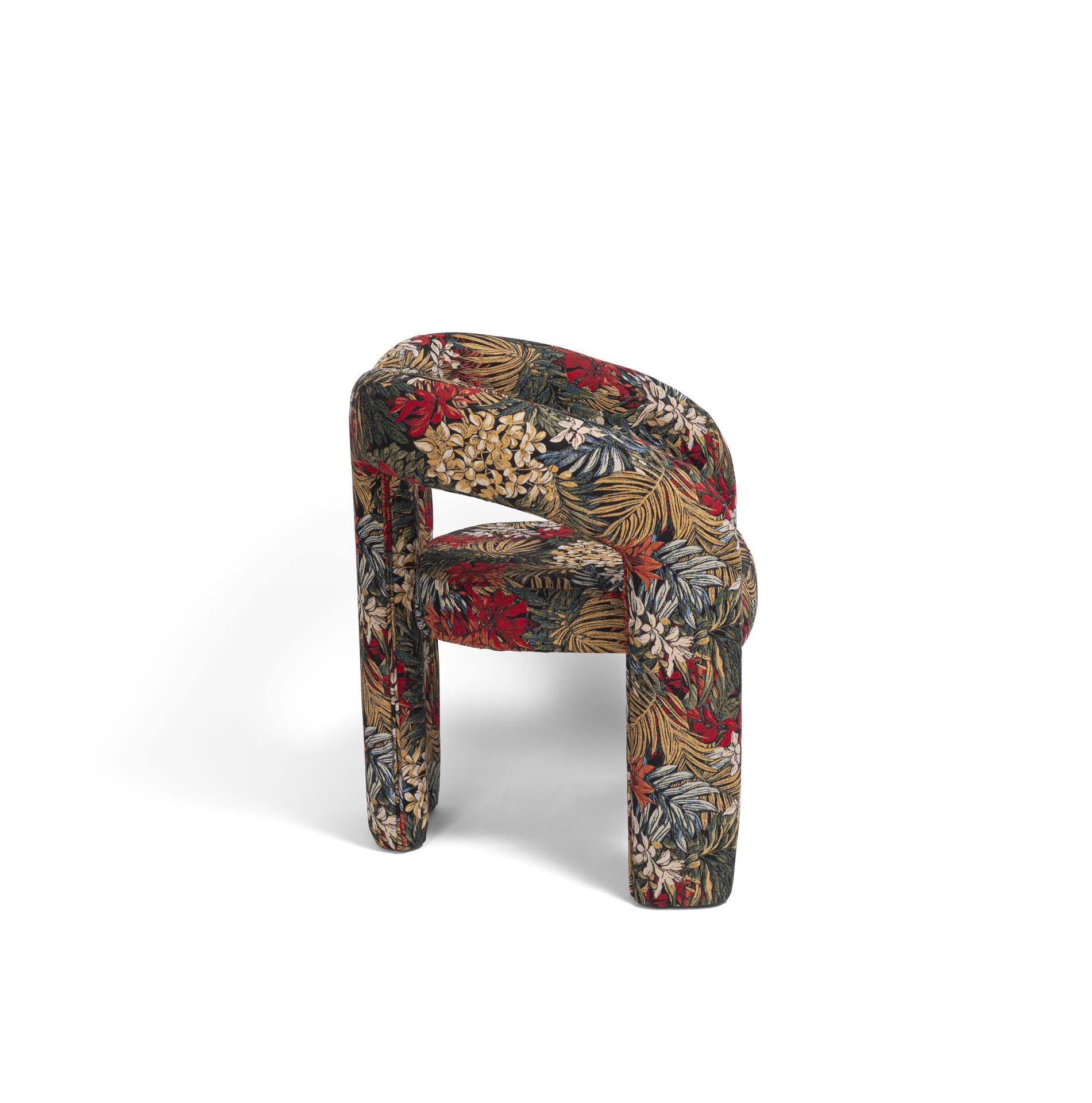 M&M CHAIR